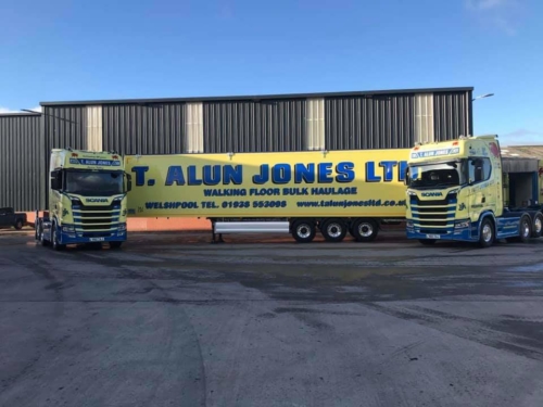 T Alun Jones LTD Walking Floor Bulk Haulage lorries 1961 - 2021